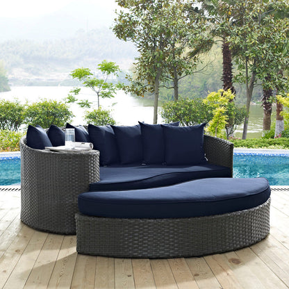 Sojourn Outdoor Patio Sunbrella¨ Daybed by Modway