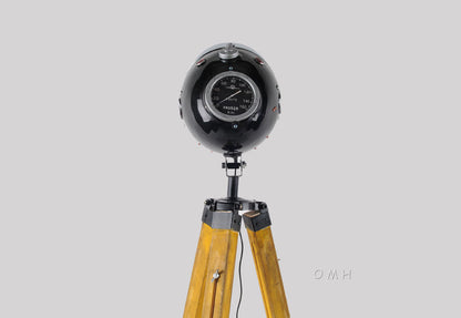 Jawa Lamp with Tripod