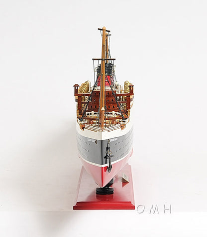 Queen Mary Midsize with Display Case