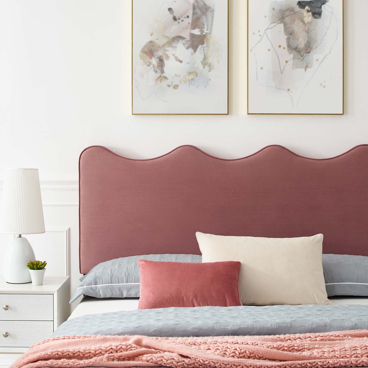 Current Performance Velvet Twin Platform Bed by Modway
