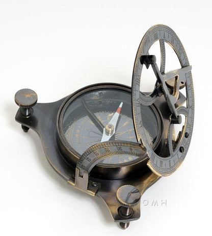 Sundial Compass in wood box (Small)