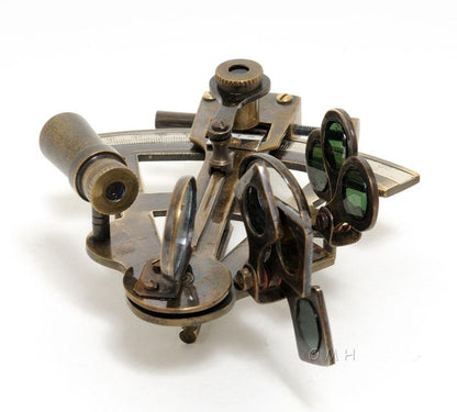Nautical Sextant in wood box (Medium)