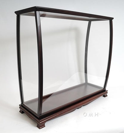 Display case for tall ship medium