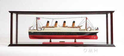 Display Case for Cruise Liner Mid