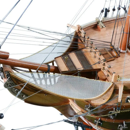 HMS Victory 56L With Display Case XL No Glass