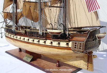 USS Constitution XL