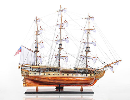 Constitution Copper Bottom E.E.