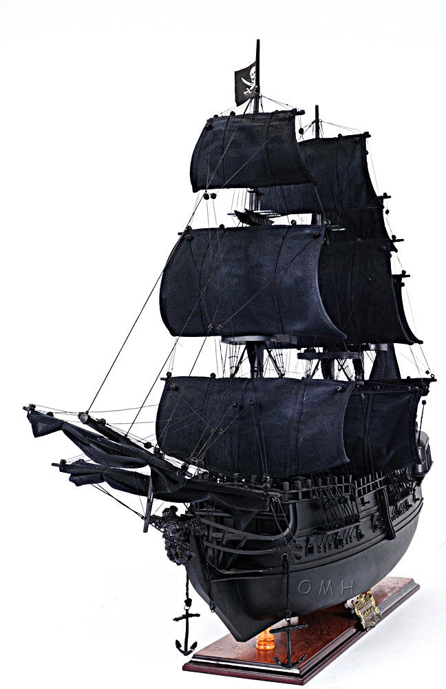 Black Pearl Pirate Ship Midsize With Display Case Front Open