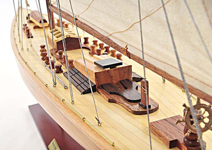 Endeavour 40